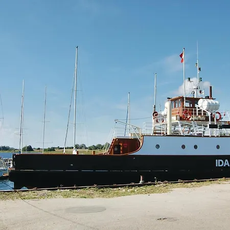 Feriehus Three-bedroom In