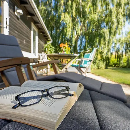 Three-bedroom In Feriehus *