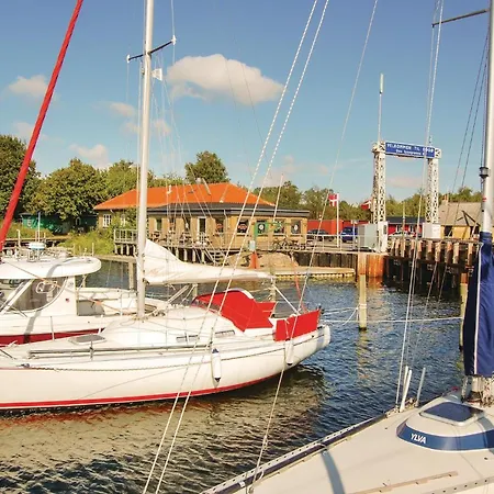 Three-bedroom In Bogø By