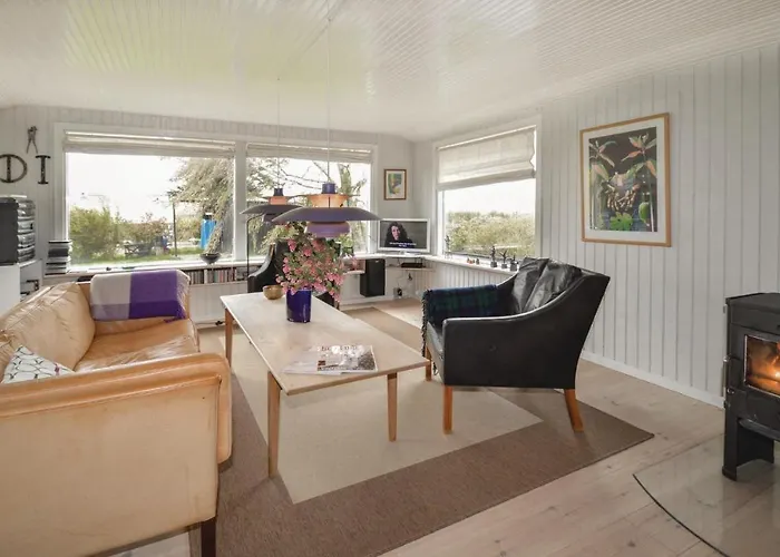 Three-bedroom In Vakantiehuis *