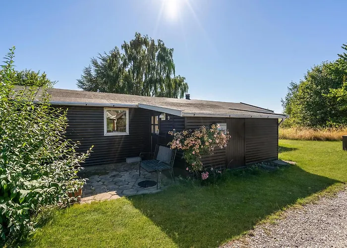 Three-bedroom In * Bogø By