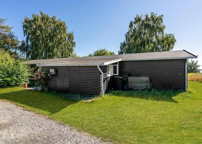 Three-bedroom In *
